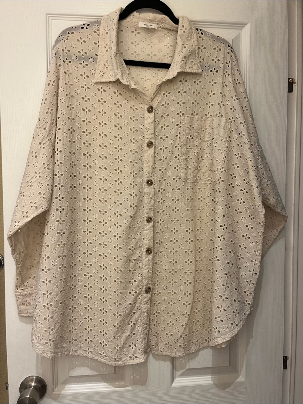 NWOT Maurices Womens Eyelet Button Up Top Sz 3X